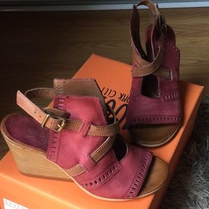 Miz Mooz Kipling sandal